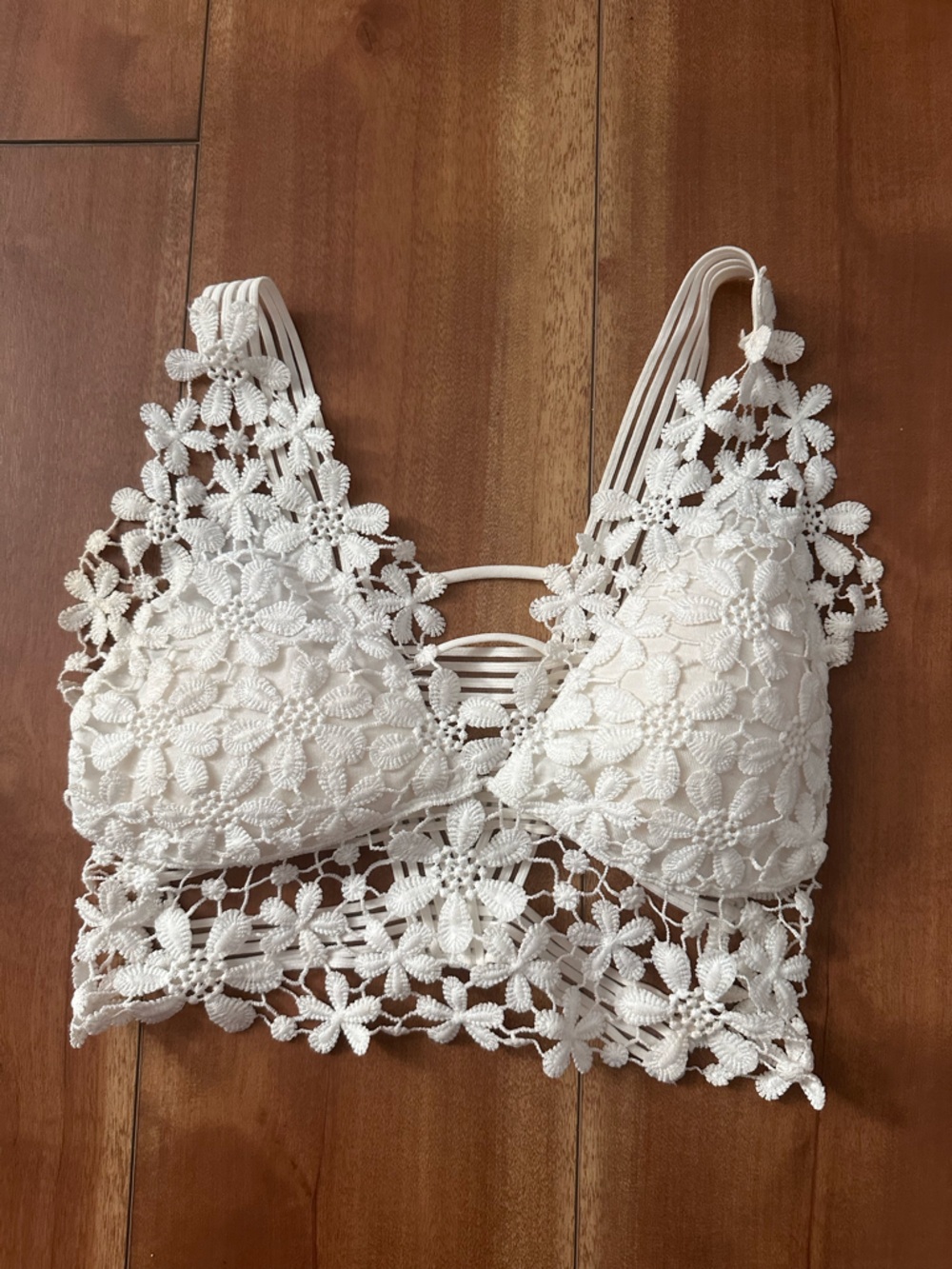 White Crochet Floral Bralette - New